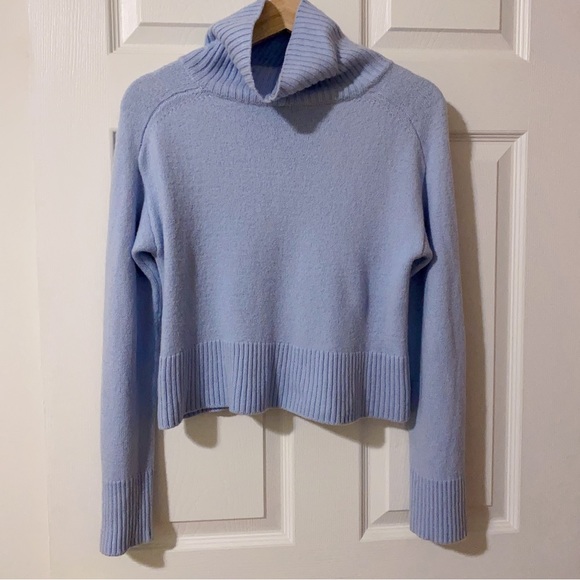 Aritzia 100% merino wool sweater - Picture 2 of 4